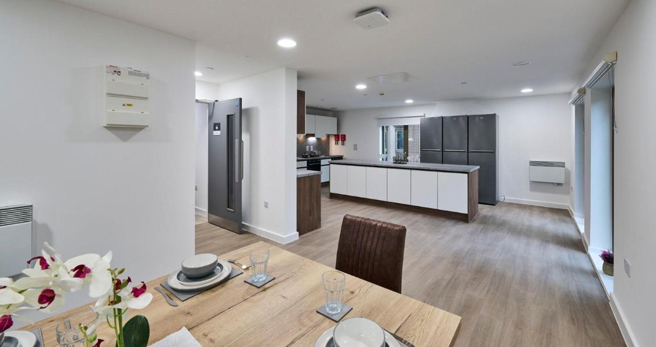 For Students Only The Oaks In Coventry Apartment Luaran gambar