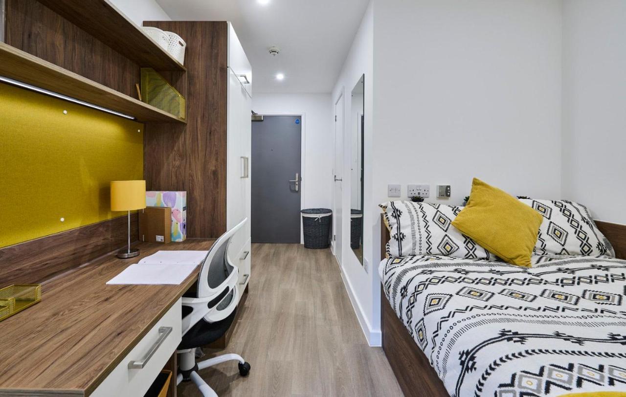 For Students Only The Oaks In Coventry Apartment Luaran gambar