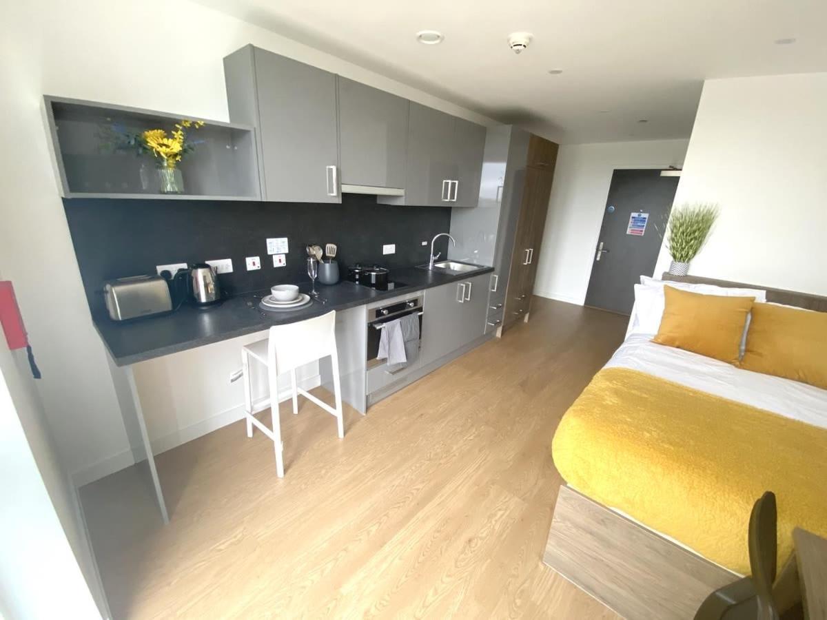 For Students Only The Oaks In Coventry Apartment Luaran gambar